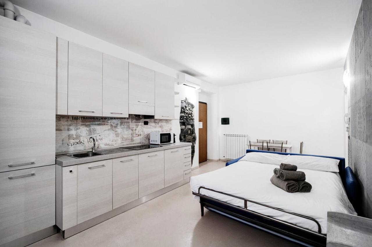 Ferienwohnung Blue Loft - The House Of Travelers Como Exterior foto